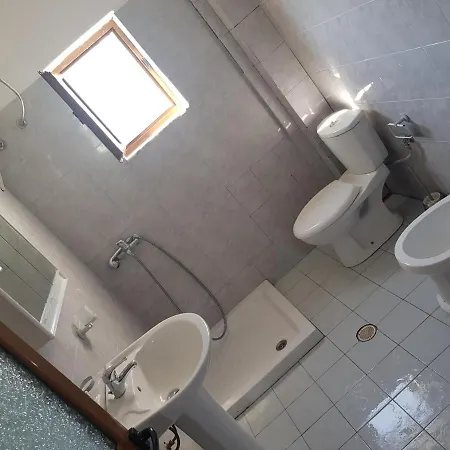 Tosi Apartment *